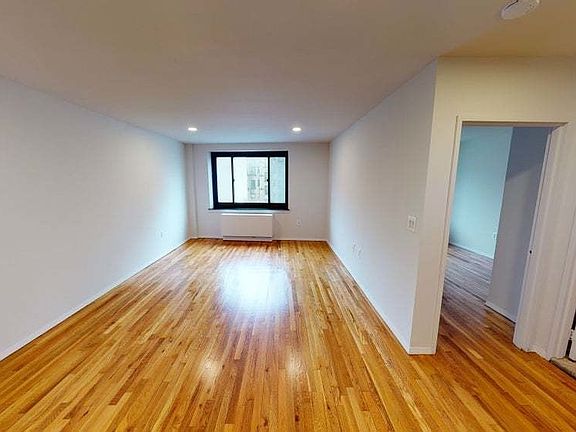 4th image of 284 Mott St APT 4L