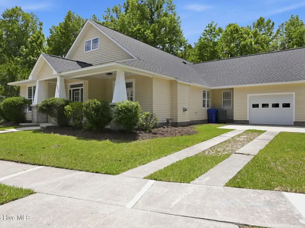 3598 Willow Run Drive, Greenville, NC 27858