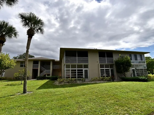 26 Lake Vista Trail #105, Port St Lucie, FL 34952