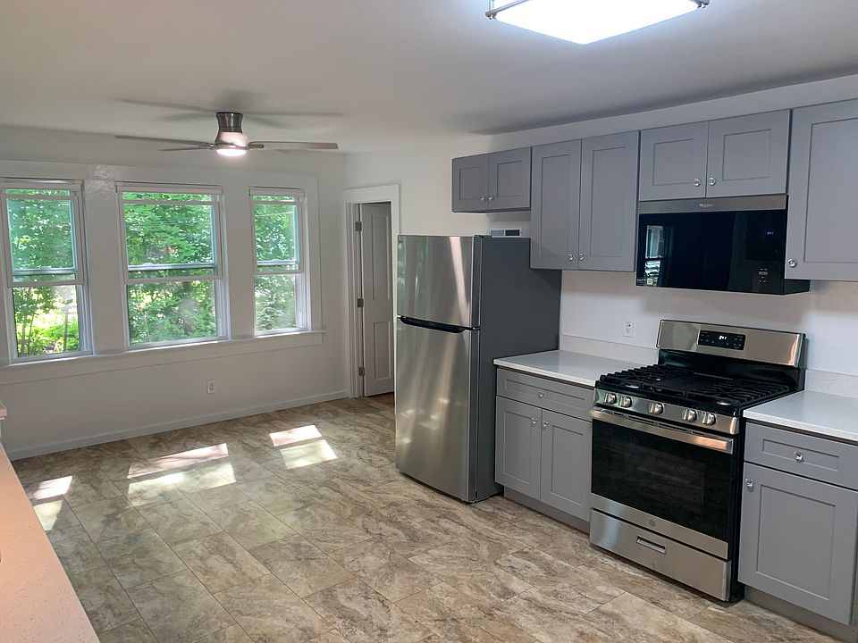 1st image of 162 Welchs Point Rd #1
