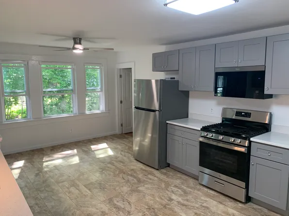 162 Welchs Point Rd #1, Milford, CT 06460