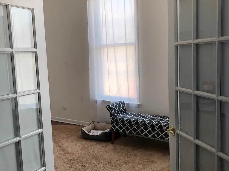 2439 W Grand Ave #2F — Photo 4