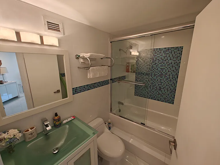 801 Brickell Bay Dr #671 — Photo 16