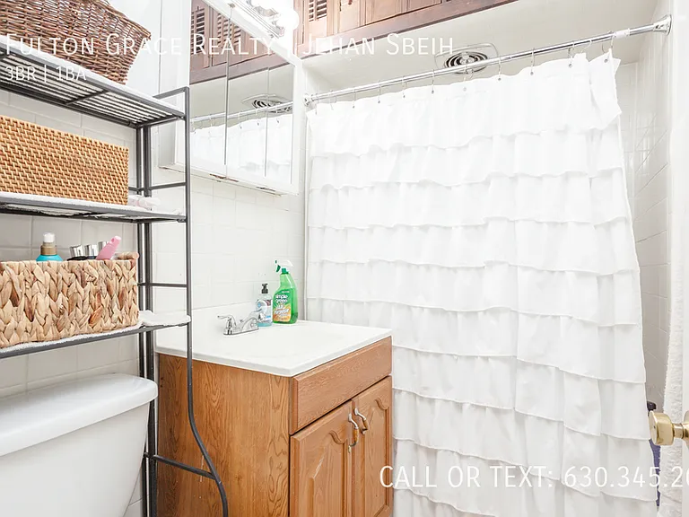 2136 N Bissell St #3 — Photo 11