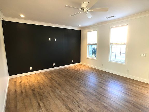 3rd image of 230 Welton Way
