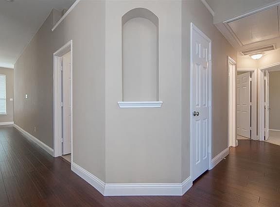 5th image of 5805 White Pine Dr