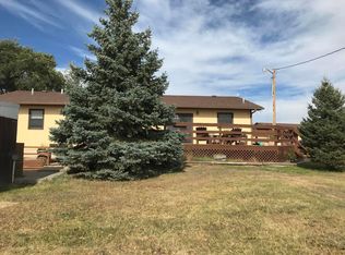 5 Yuma St, Newcastle, WY 82701