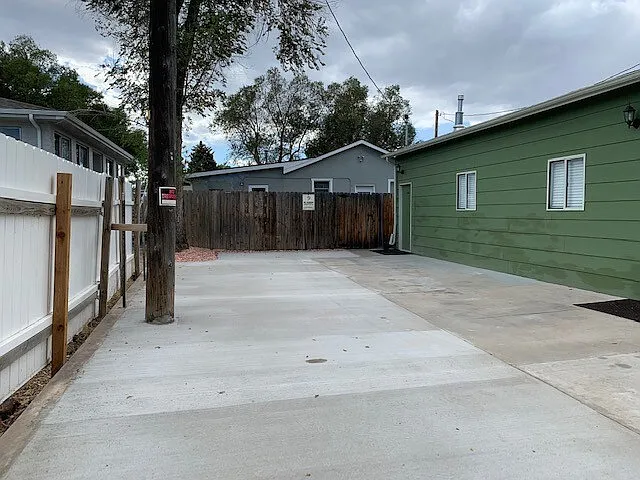 1342 N Washington Ave — Photo 17