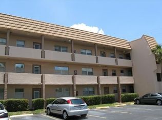 7891 N Sunrise Lakes Dr APT 211, Sunrise, FL 33322