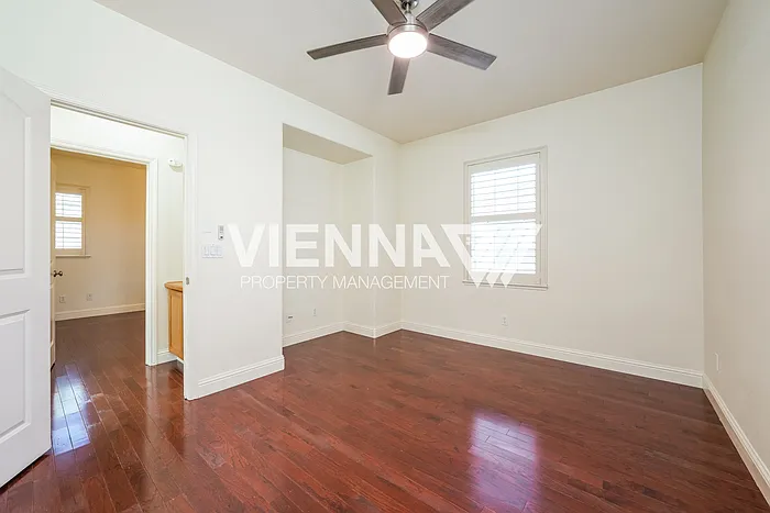 48 Villa Gardens Ct — Photo 17