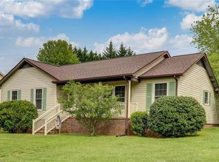 5300 Holly Ridge Rd, Greensboro, NC 27455