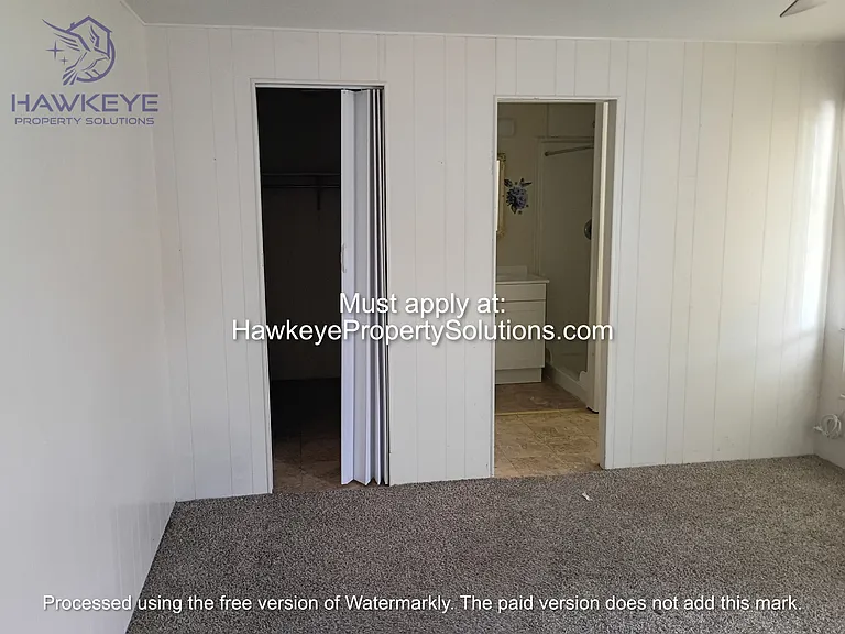 435 Lazy Lake Dr W — Photo 12
