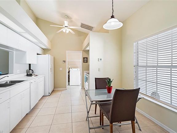5th image of 25221 Fairway Dunes Ct