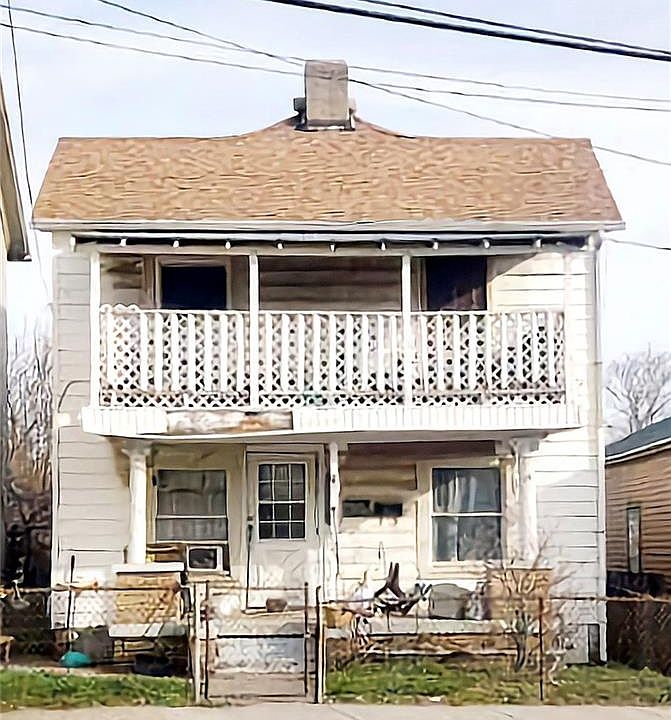 1st image of 123 1/2 Springfield St