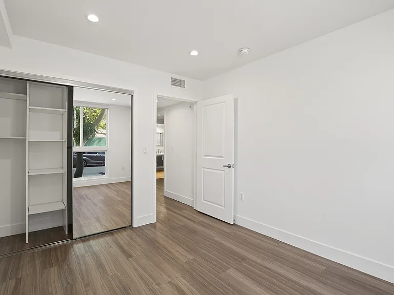 834 N Edinburgh Ave #G310 — Photo 19