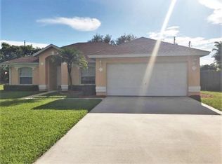 2292 SE Midtown Rd, Port Saint Lucie, FL 34952