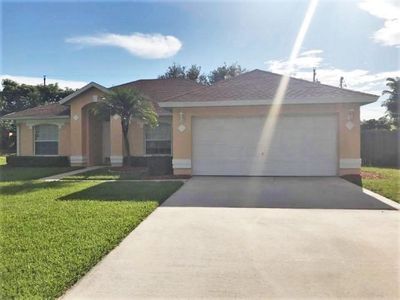 2292 SE Midtown Rd, Port Saint Lucie, FL, 34952