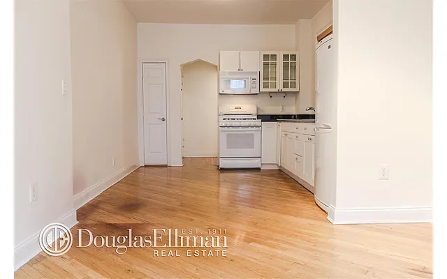 Rented by Douglas Elliman | media 12