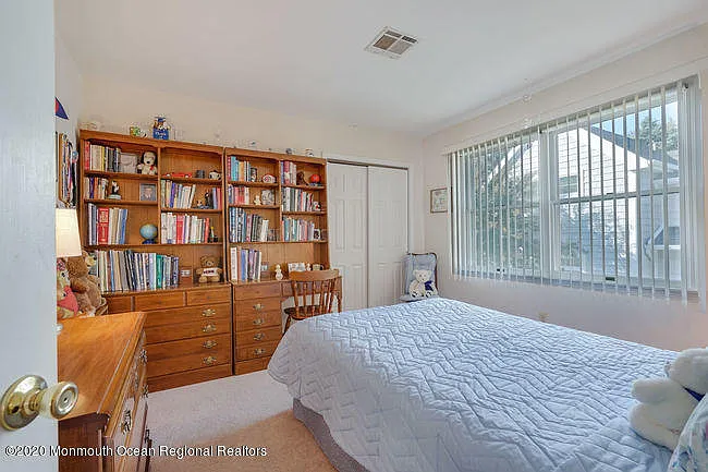 315 Tuttle Ave — Photo 23