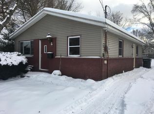 915 W Grand Ave, Muskegon, MI 49441