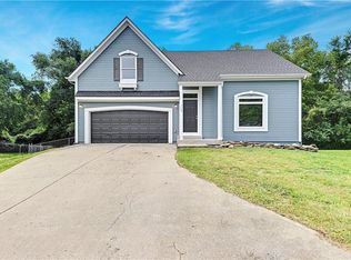 305 W Johnston St, Olathe, KS 66061