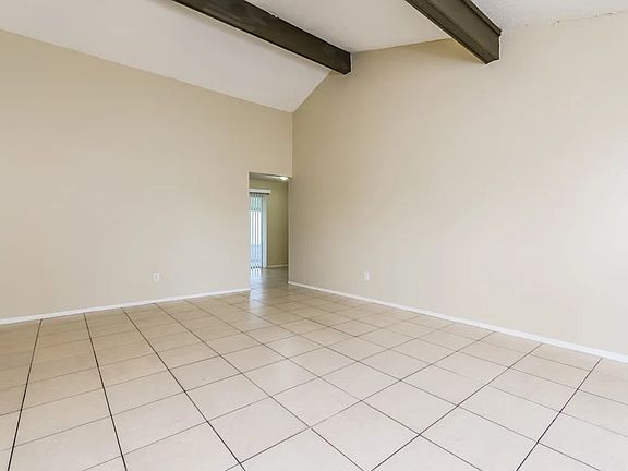 4th image of 239 La Paz Dr