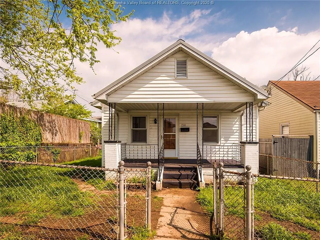 1340 Fletcher Ave photo 1