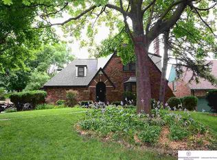 2335 N 53rd St, Omaha, NE 68104