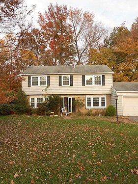 2nd image of 7327 Wickford Dr
