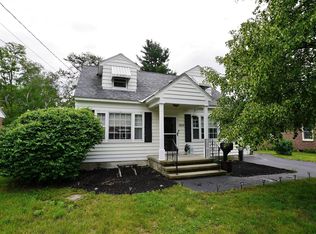 2810 Caroline Ave, Schenectady, NY 12306