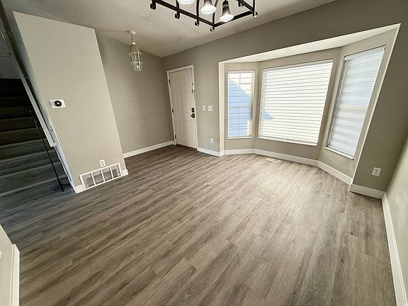 3rd image of 4180 Lily Dr