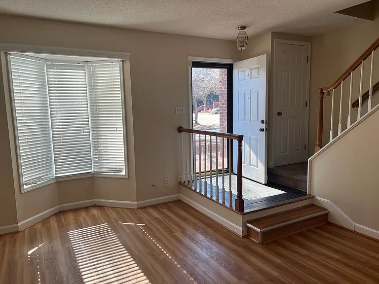 100 Wafco Ln #C — Photo 11