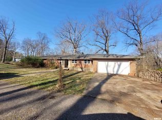 12524 E Lakewood Dr, Mount Vernon, IL