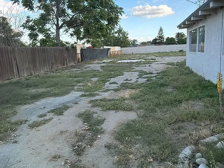 265 Hudson Dr — Photo 18