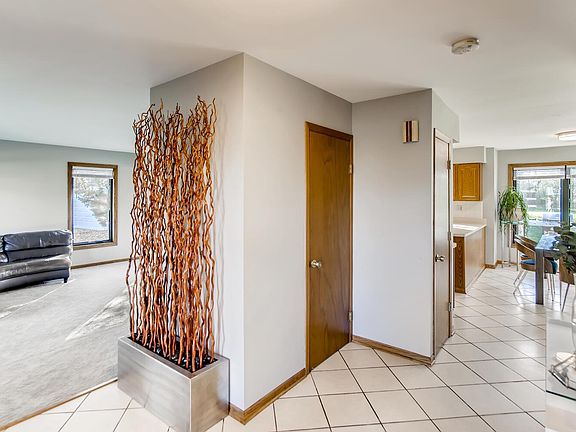 5th image of 1490 Indian Hill Dr