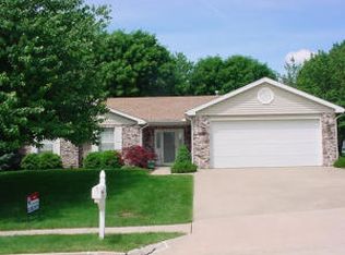 3901 Triple Crown Dr, Columbia, MO 65202