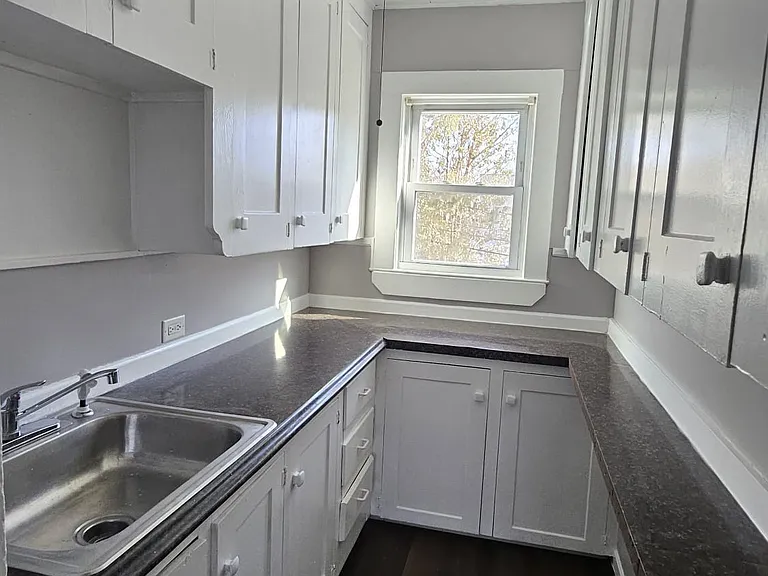 138 Clarendon St #2 — Photo 4