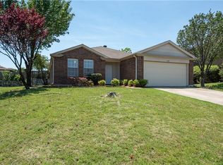 228 Yale Blvd, Glenn Heights, TX