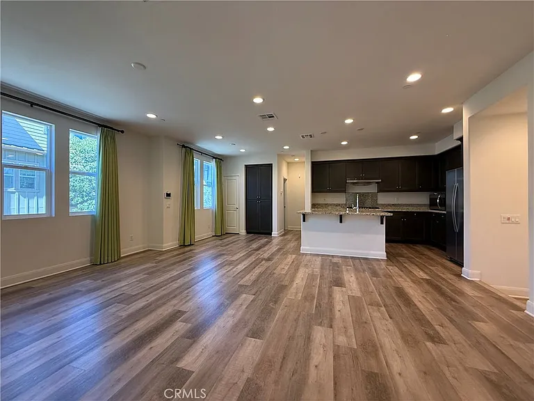 7362 Luminaire Pl — Photo 10