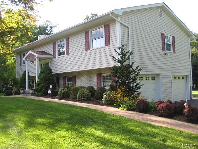 1st image of 6 Barlow Ct
