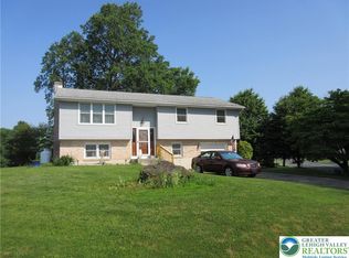 3027 Hecktown Rd, Easton, PA 18045