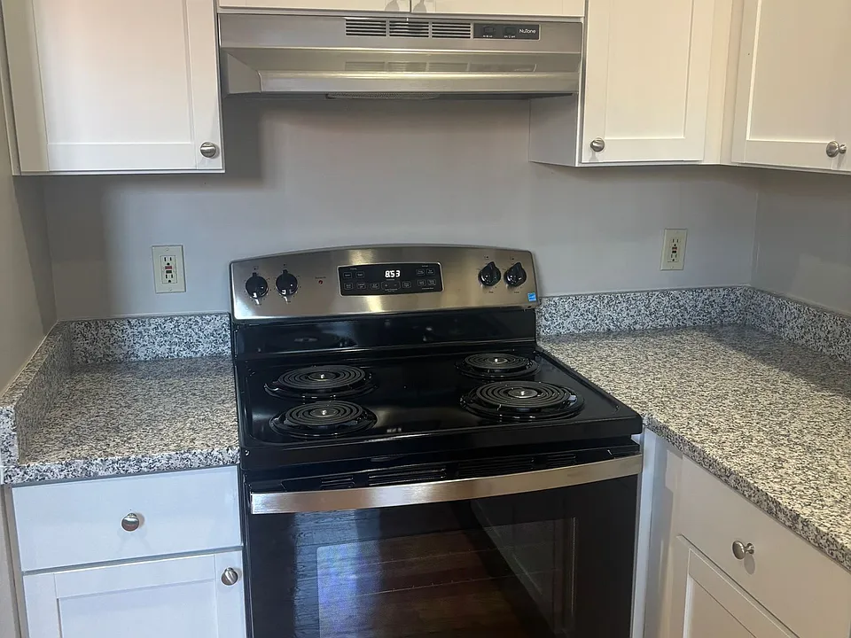 7 Pembroke St #1