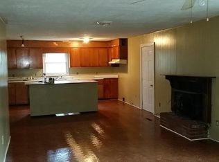 1472 Griffin Rd, Macon, GA 31216