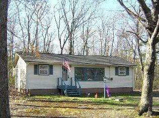 Doolan Rd, Dingmans Ferry, PA 18328
