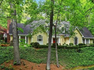 4165 Whitewater Creek Rd NW, Atlanta, GA 30327