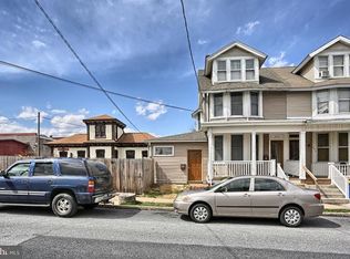 211 9th St, New Cumberland, PA 17070