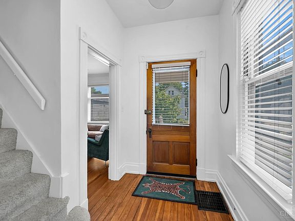 4th image of 3777 Isabella Ave