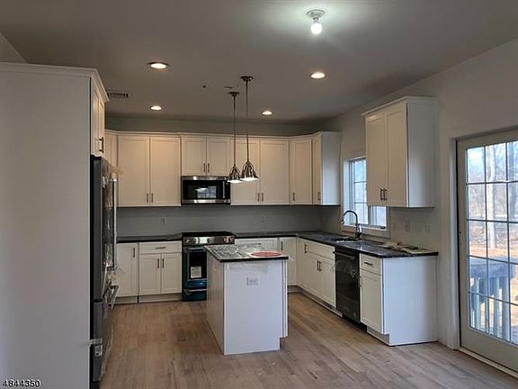 2nd image of 71 Colonial Woods Dr