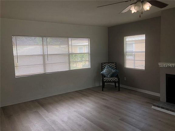 3rd image of 7906 Rose Ave