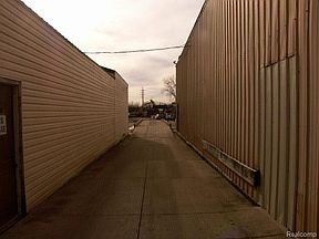 5th image of 2491 Dixie Hwy